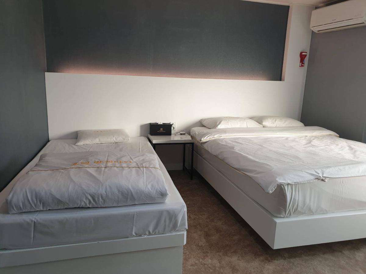 Hotel Valentine Кёнджу Экстерьер фото