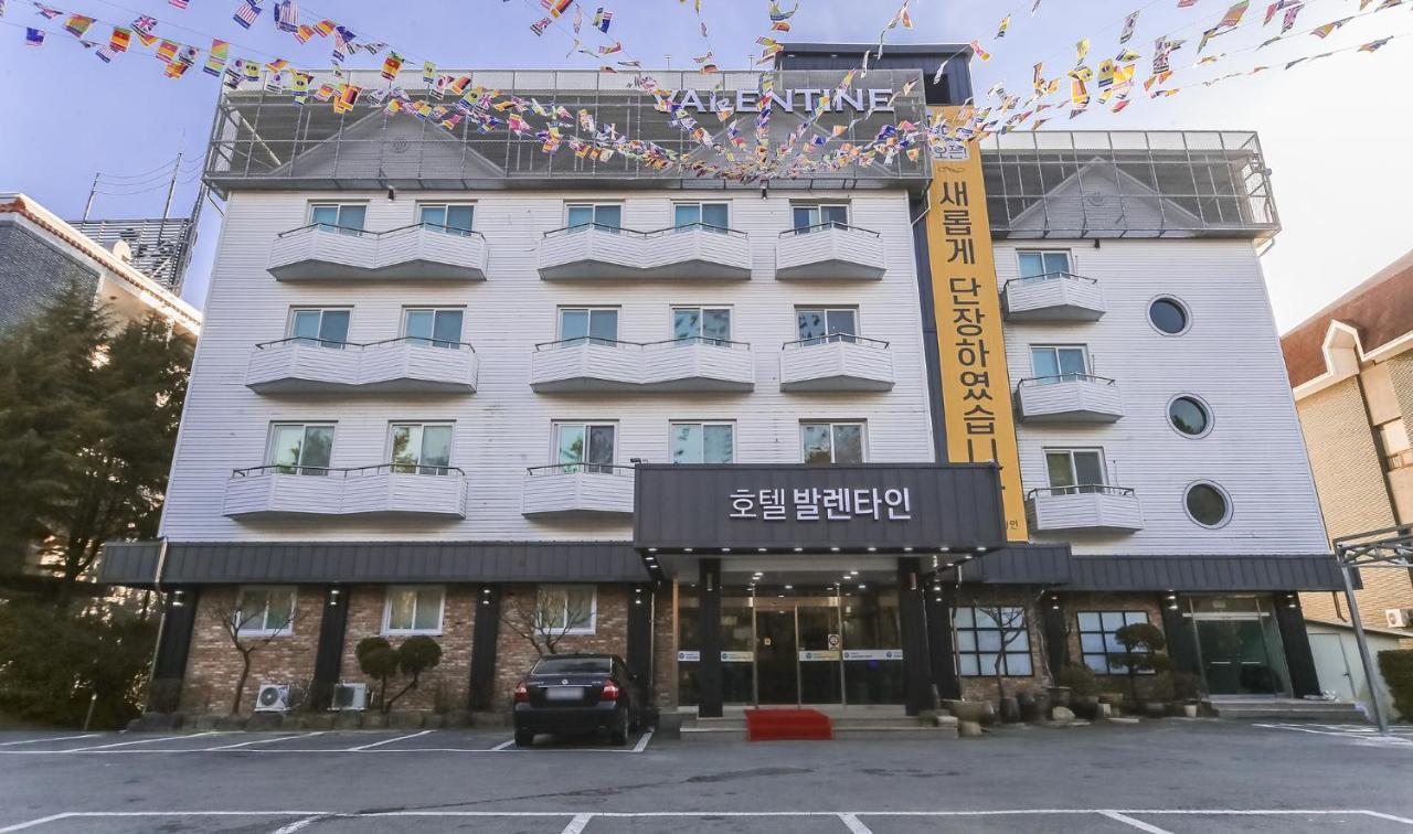 Hotel Valentine Кёнджу Экстерьер фото