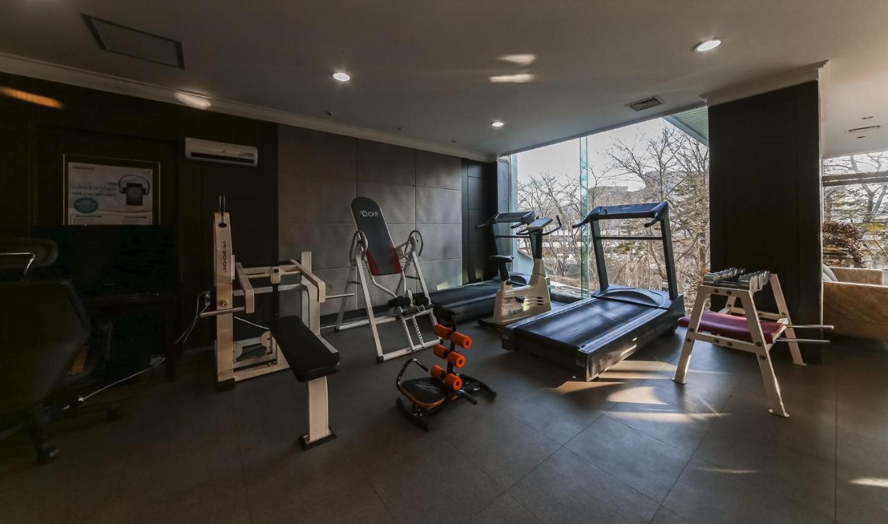Hotel Valentine Кёнджу Экстерьер фото